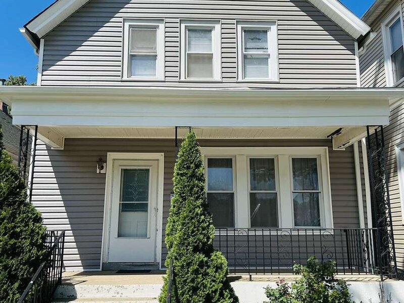344 E 117th Street Chicago IL 60628