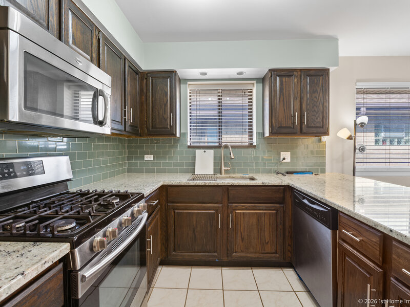 8510 W Catherine Avenue Chicago IL 60656
