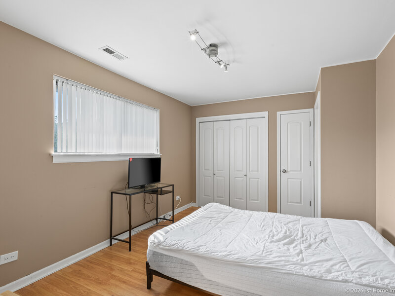 8510 W Catherine Avenue Chicago IL 60656