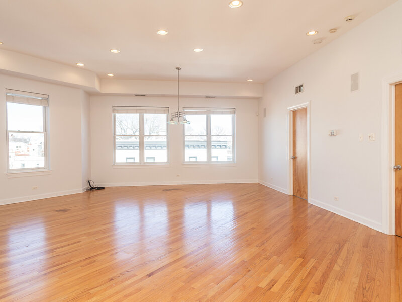 845 W Altgeld Street Chicago IL 60614