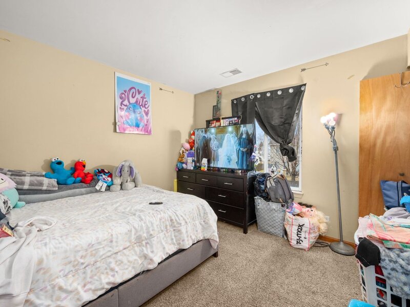 2812 Rebecca Court Montgomery IL 60538