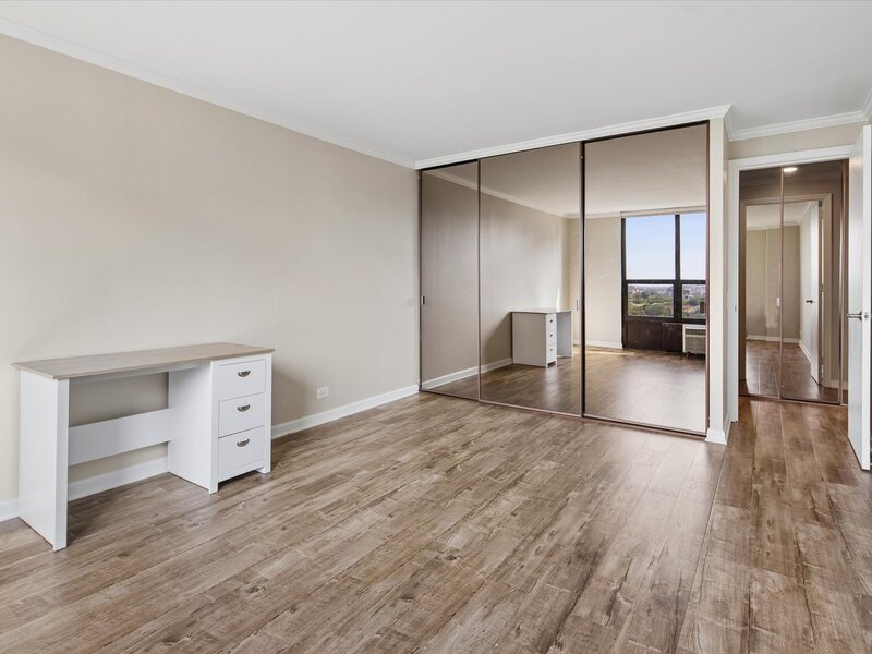 901 S Plymouth Court Chicago IL 60605
