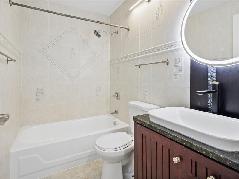 901 S Plymouth Court Chicago IL 60605