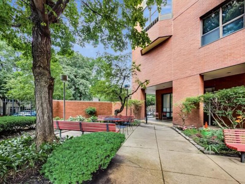 901 S Plymouth Court Chicago IL 60605