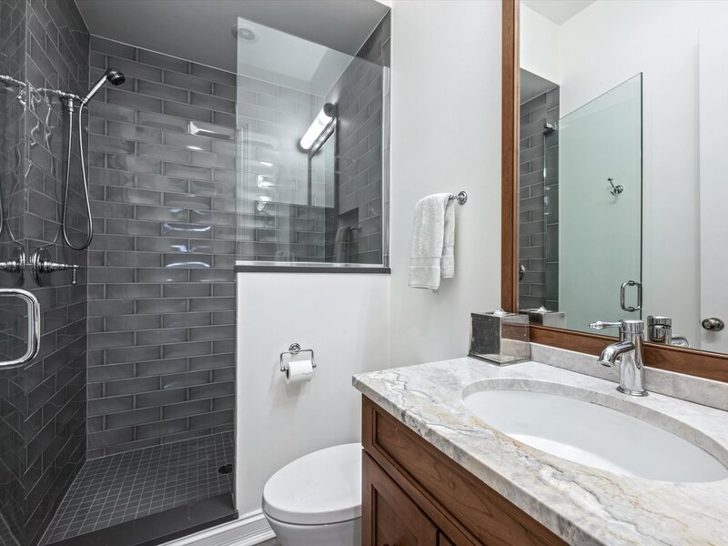 441 W Deming Place Chicago IL 60614