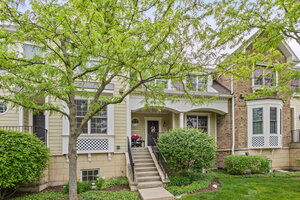 Photo of 1907 Lynn Circle Libertyville IL 60048