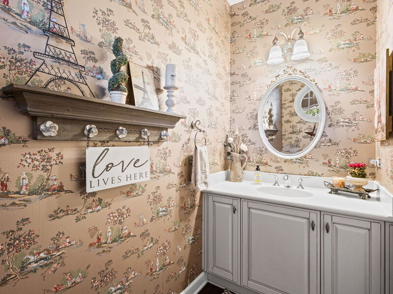 1907 Lynn Circle Libertyville IL 60048