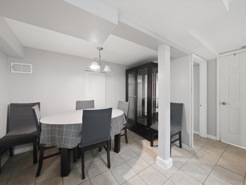 6548 S Kedvale Avenue Chicago IL 60629