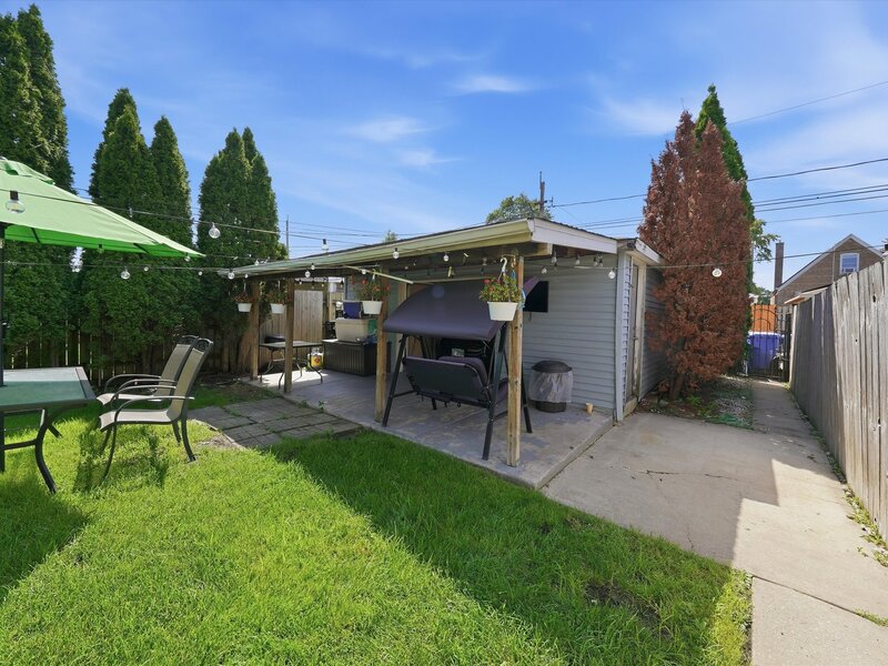 6548 S Kedvale Avenue Chicago IL 60629