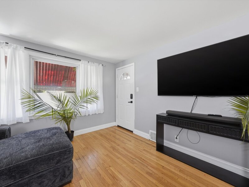 6548 S Kedvale Avenue Chicago IL 60629