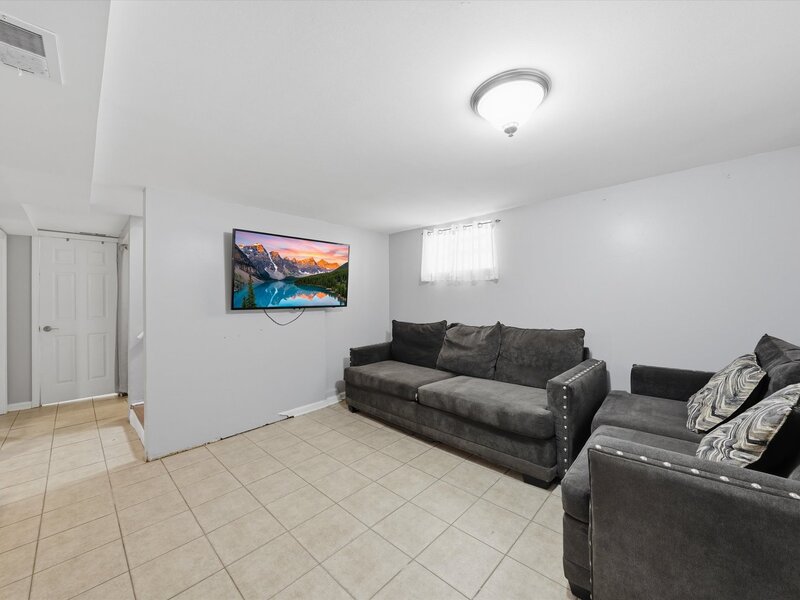6548 S Kedvale Avenue Chicago IL 60629