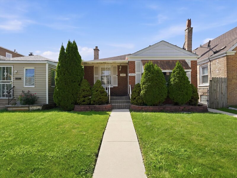 6548 S Kedvale Avenue Chicago IL 60629