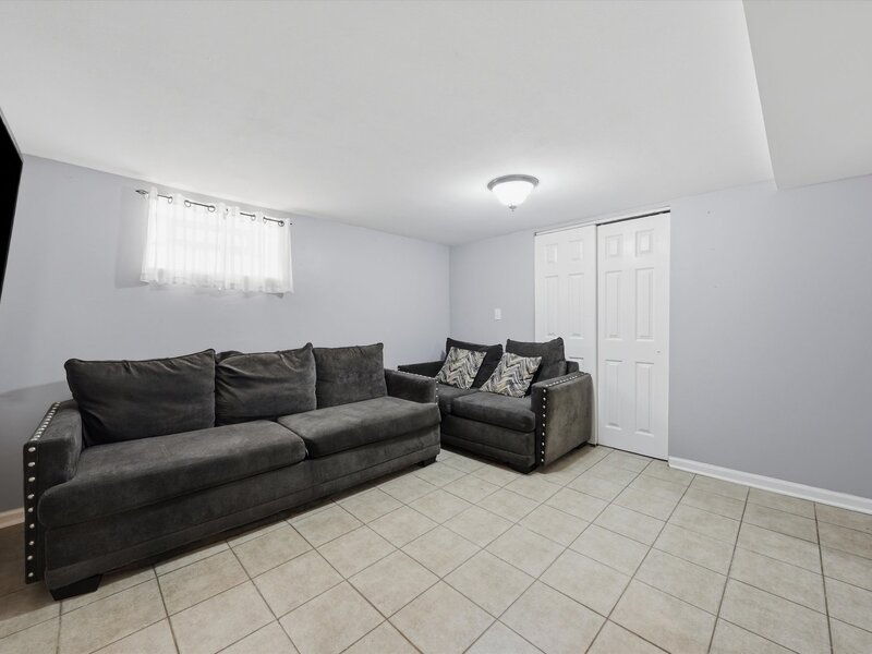 6548 S Kedvale Avenue Chicago IL 60629
