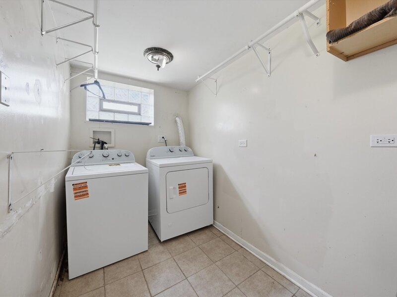 6548 S Kedvale Avenue Chicago IL 60629