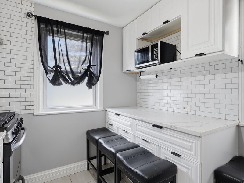 6548 S Kedvale Avenue Chicago IL 60629