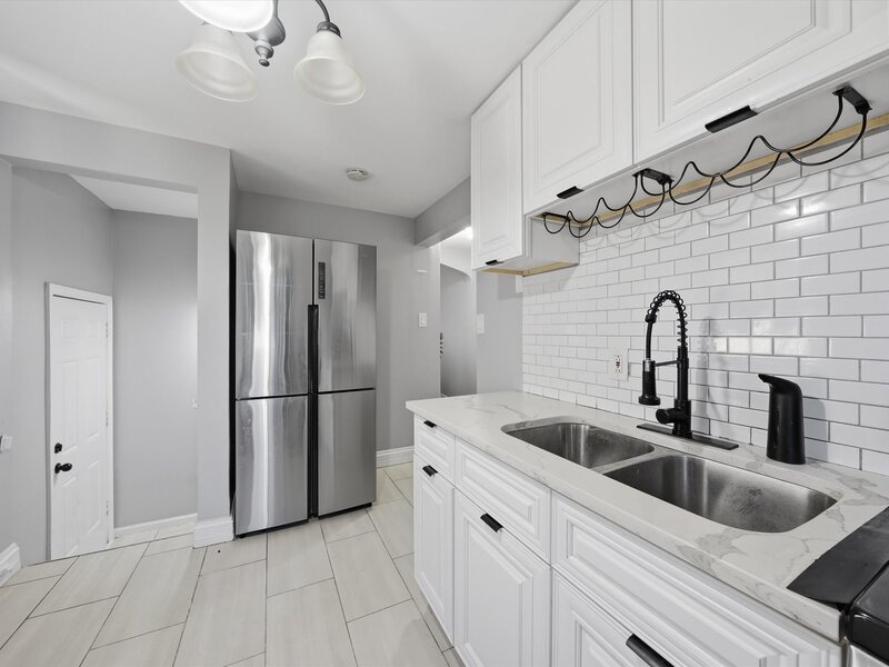 6548 S Kedvale Avenue Chicago IL 60629