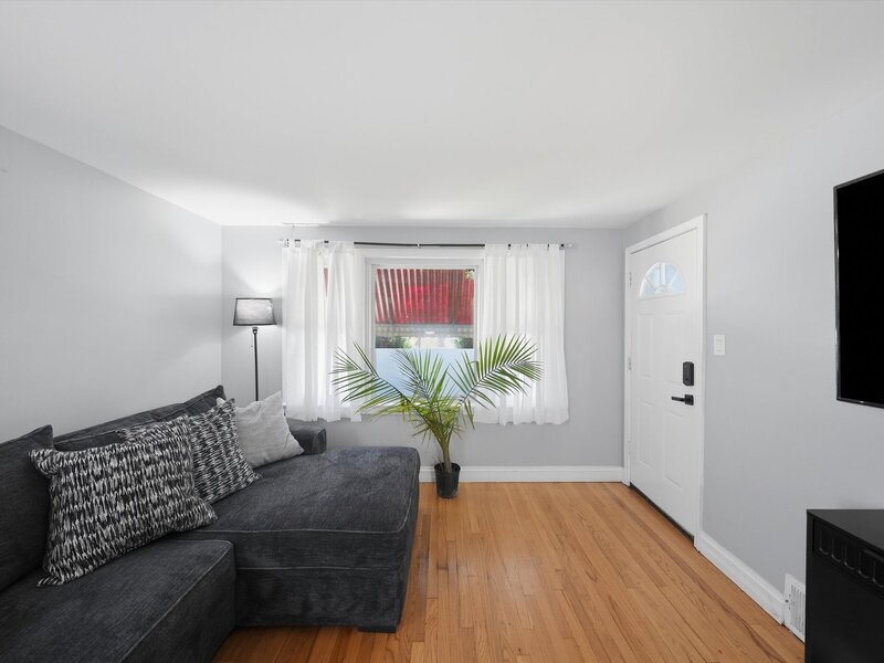 6548 S Kedvale Avenue Chicago IL 60629