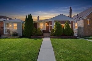 Photo of 6548 S Kedvale Avenue Chicago IL 60629