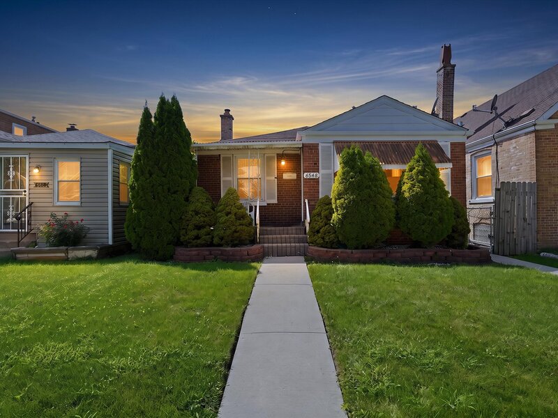 6548 S Kedvale Avenue Chicago IL 60629