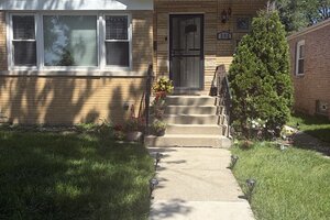 Photo of 263 W 146th Street Riverdale IL 60827