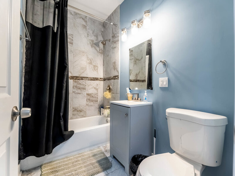 8333 S Baltimore Avenue Chicago IL 60617