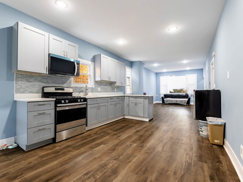 8333 S Baltimore Avenue Chicago IL 60617