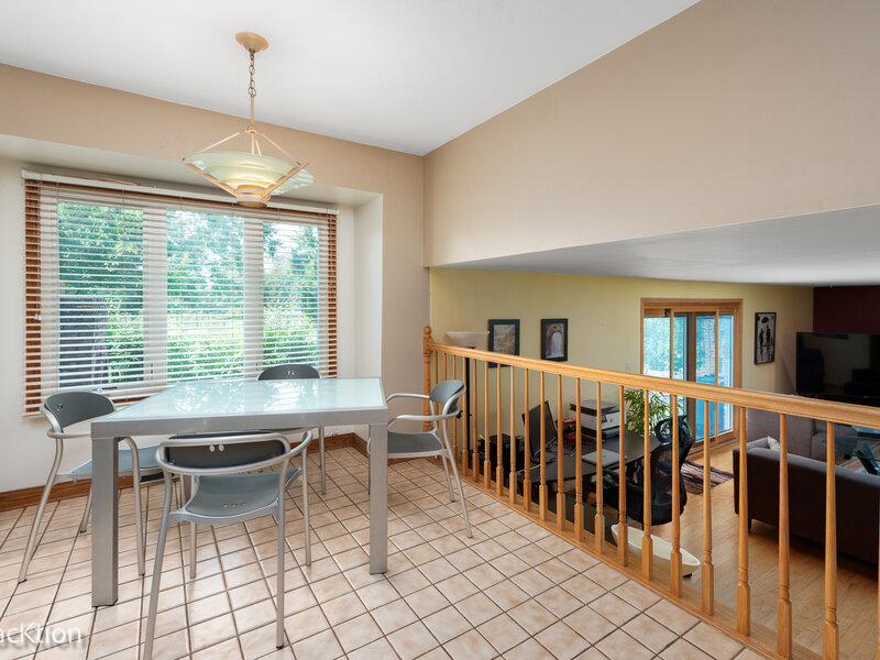 9 Allison Court Willowbrook IL 60527