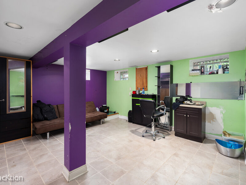 9 Allison Court Willowbrook IL 60527