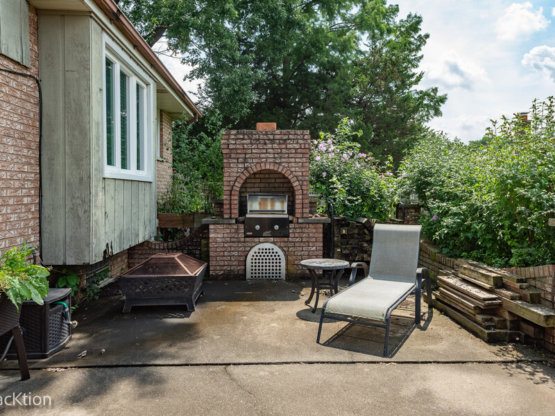 9 Allison Court Willowbrook IL 60527