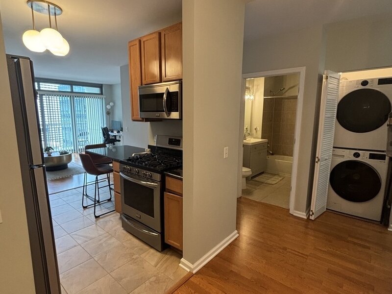125 S Jefferson Street Chicago IL 60661