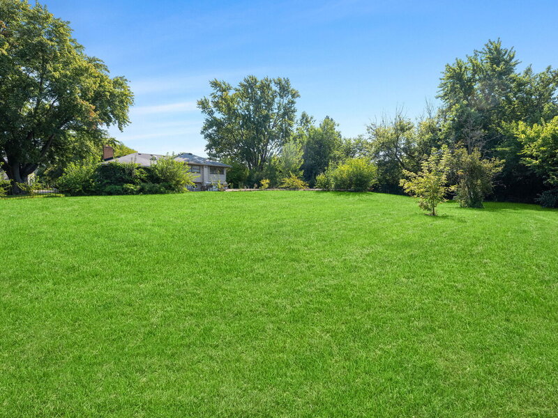 2250 White Oak Drive Northbrook IL 60062