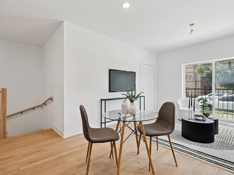 6753 N Hermitage Avenue Chicago IL 60626
