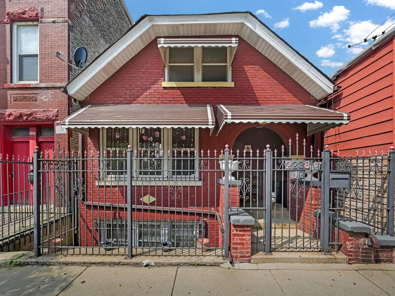 2238 S California Avenue Chicago IL 60608