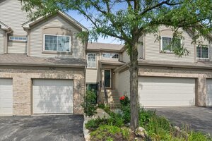 Photo of 1041 Parkhill Circle Aurora IL 60502