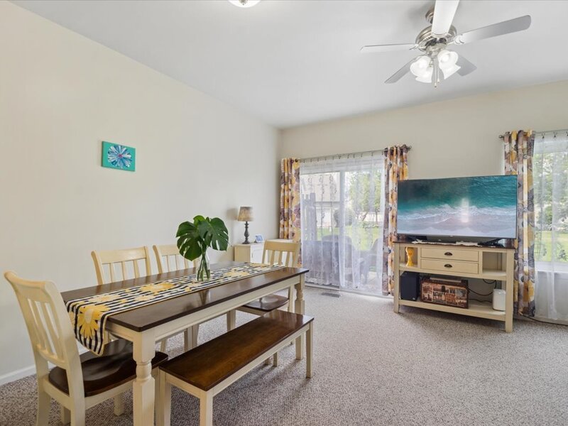 1041 Parkhill Circle Aurora IL 60502
