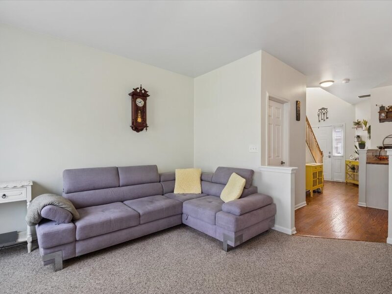 1041 Parkhill Circle Aurora IL 60502