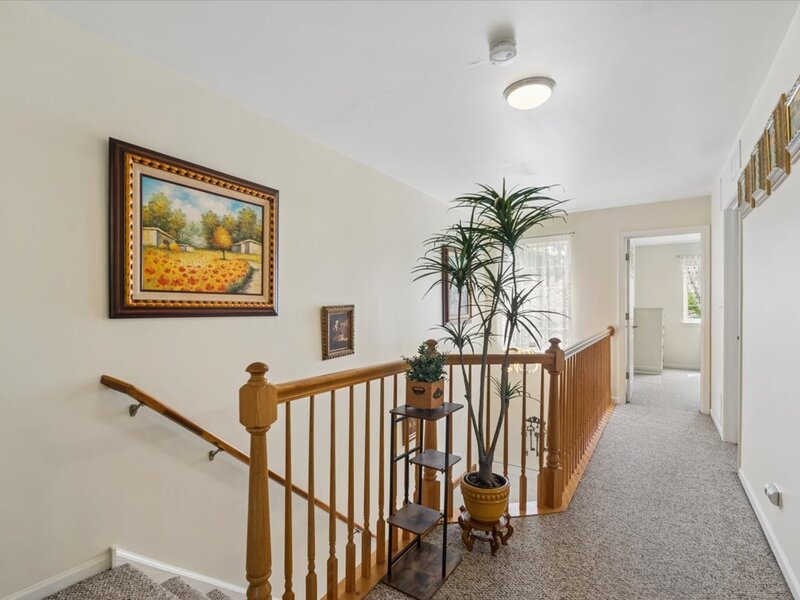 1041 Parkhill Circle Aurora IL 60502