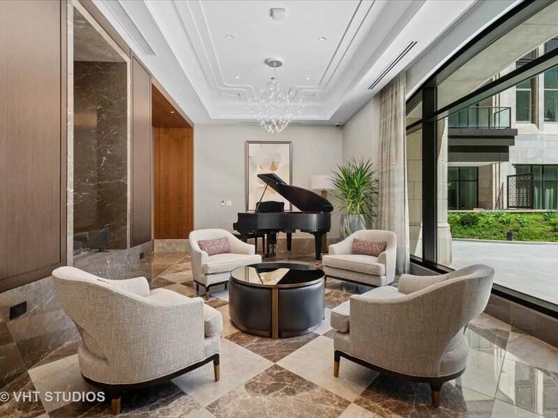 435 N Michigan Avenue Chicago IL 60611