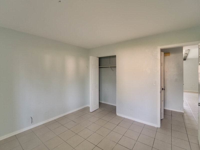1409 Tinnerella Avenue Streamwood IL 60107