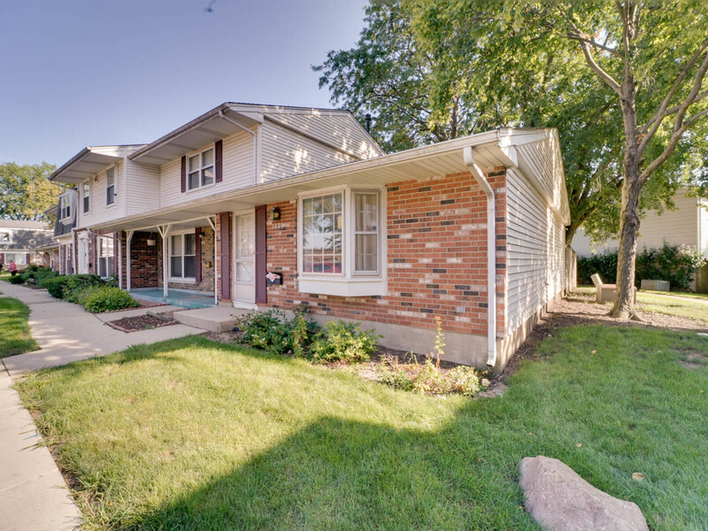 1409 Tinnerella Avenue Streamwood IL 60107