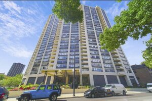 Photo of 3930 N Pine Grove Avenue Chicago IL 60613 Unit 1405