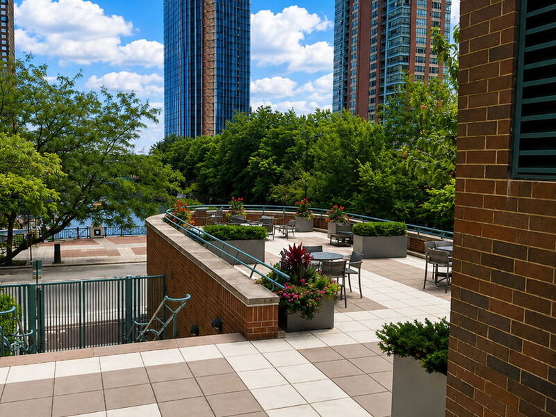 440 N Mcclurg Court Chicago IL 60611