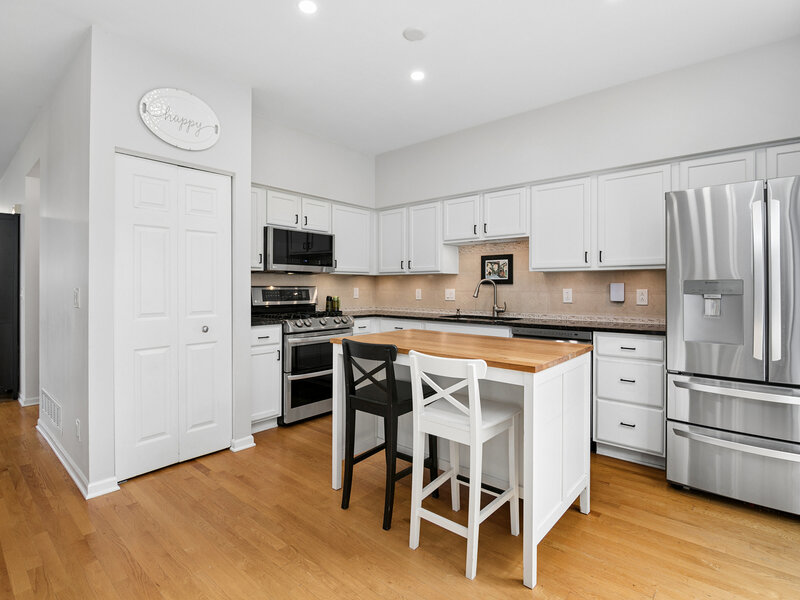 312 Richfield Trail Romeoville IL 60446
