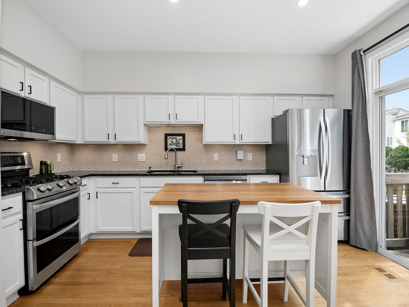 312 Richfield Trail Romeoville IL 60446