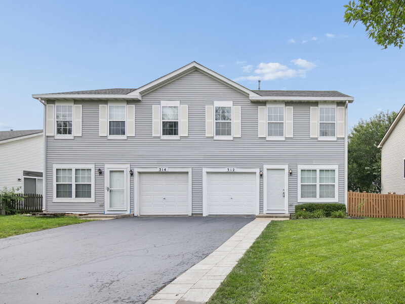 312 Richfield Trail Romeoville IL 60446