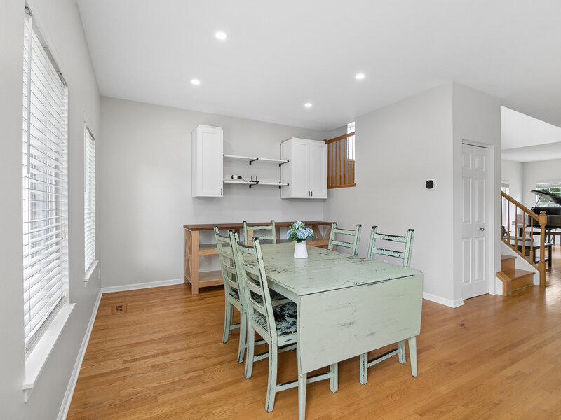 312 Richfield Trail Romeoville IL 60446