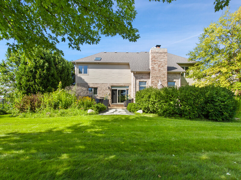 2104 Westover Road North Aurora IL 60542
