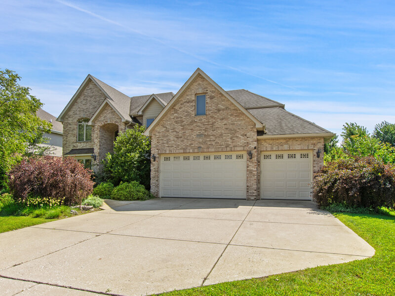 2104 Westover Road North Aurora IL 60542
