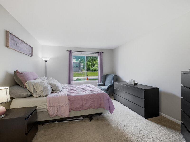 5804 Doe Circle Westmont IL 60559