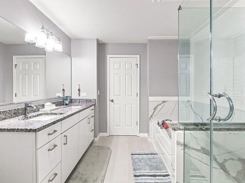 267 Garrett Circle Carol Stream IL 60188